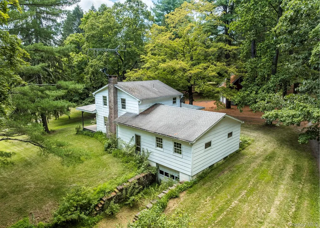 174 County Route 11 Pine Plains NY 12567