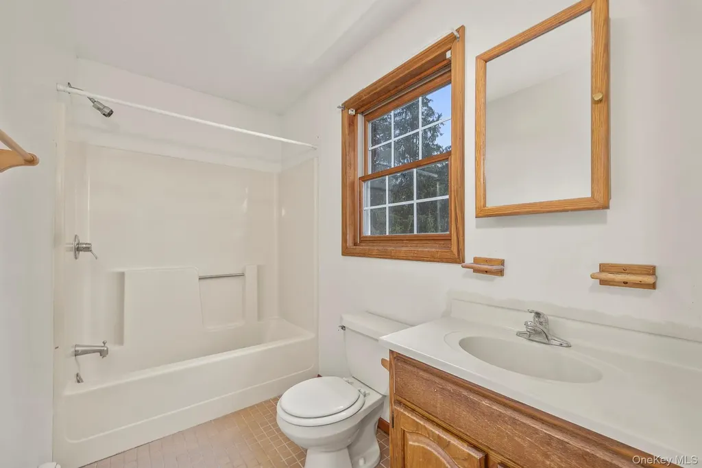 174 County Route 11 Pine Plains NY 12567