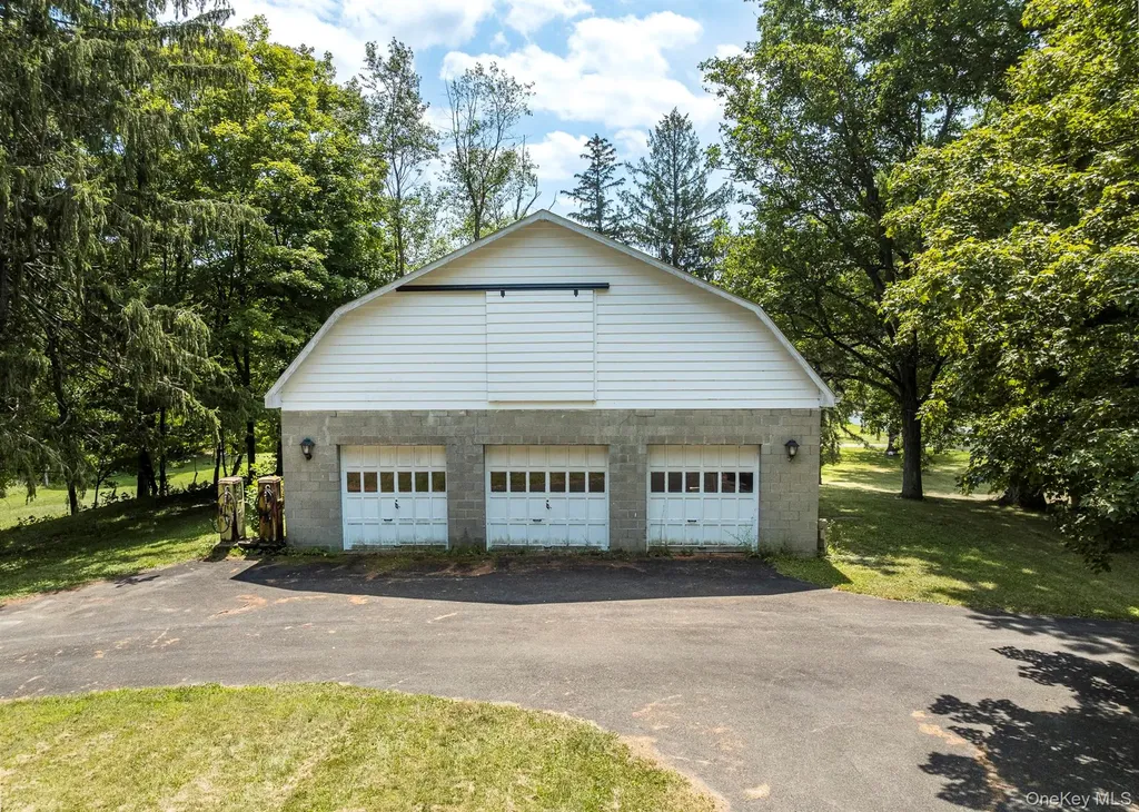 174 County Route 11 Pine Plains NY 12567