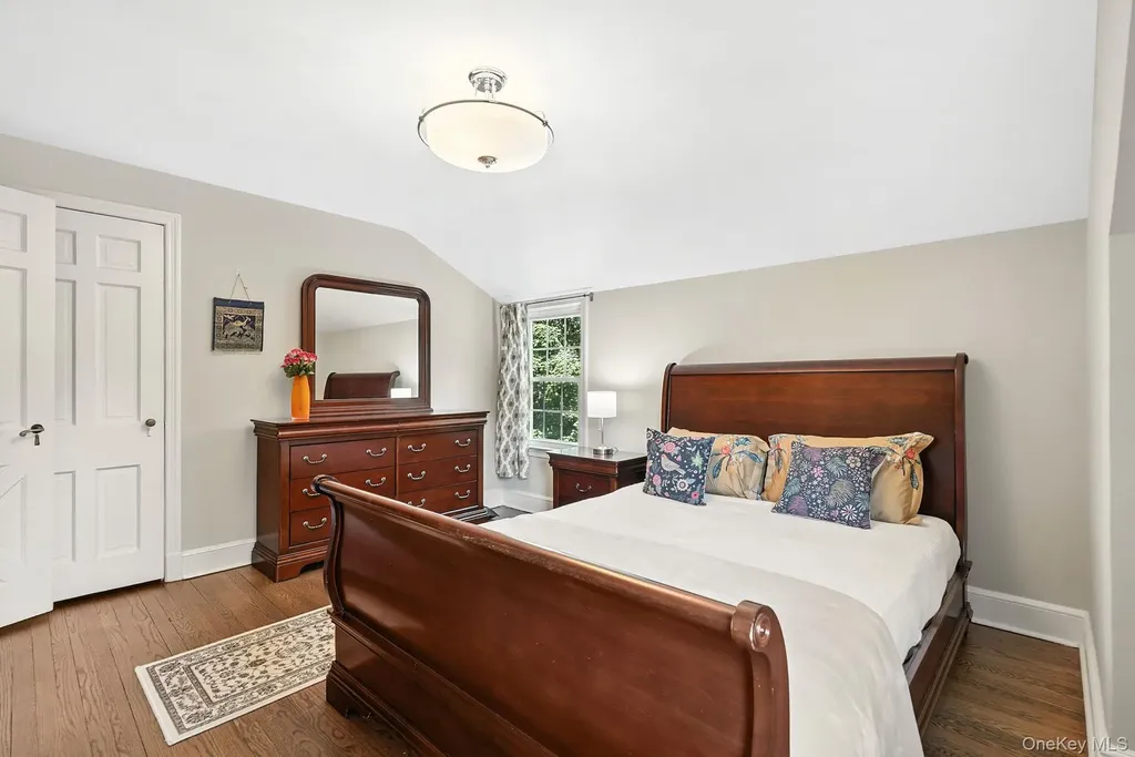 14 Ridgecrest East Scarsdale NY 10583