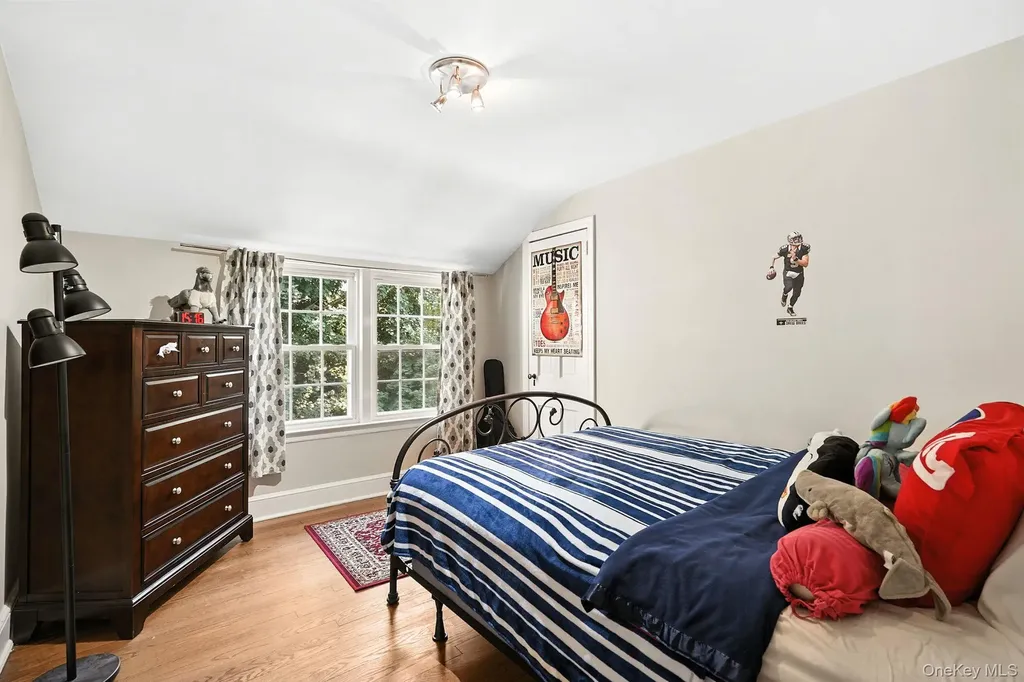 14 Ridgecrest East Scarsdale NY 10583
