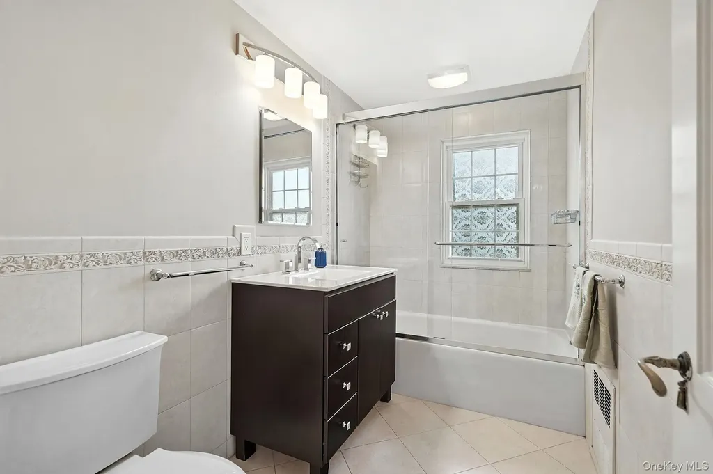 14 Ridgecrest East Scarsdale NY 10583