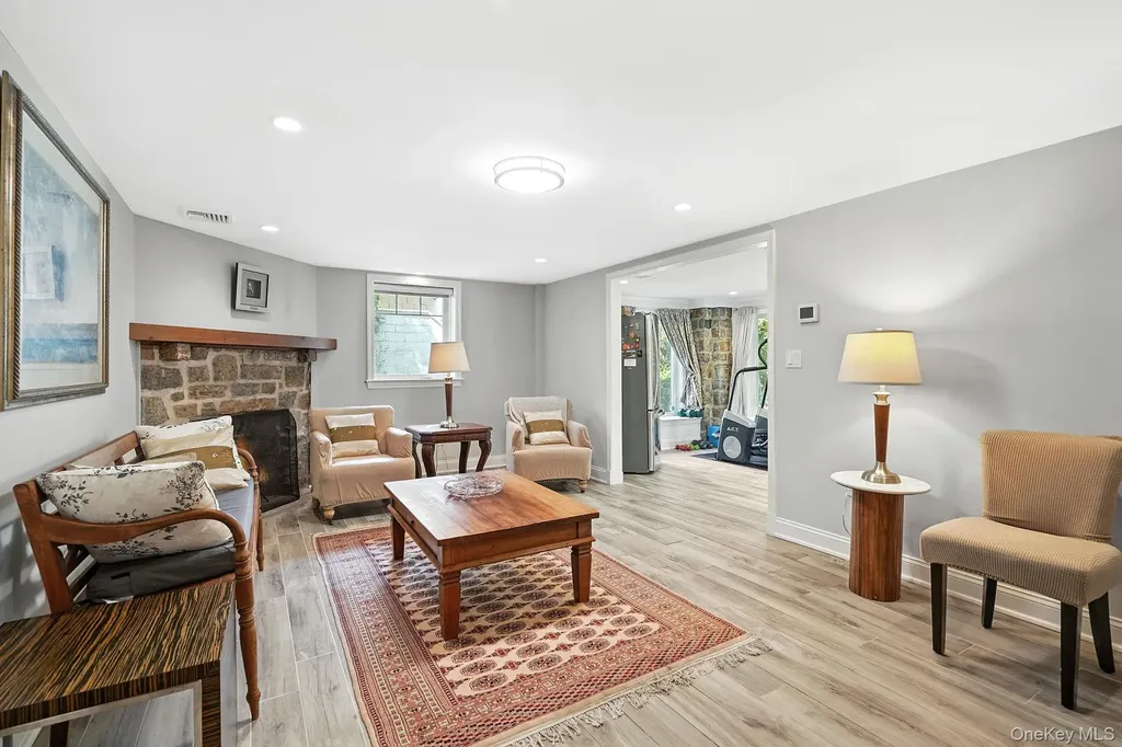 14 Ridgecrest East Scarsdale NY 10583