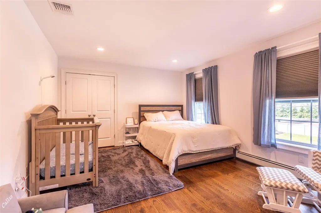 9 Arlington Avenue Saint James NY 11780