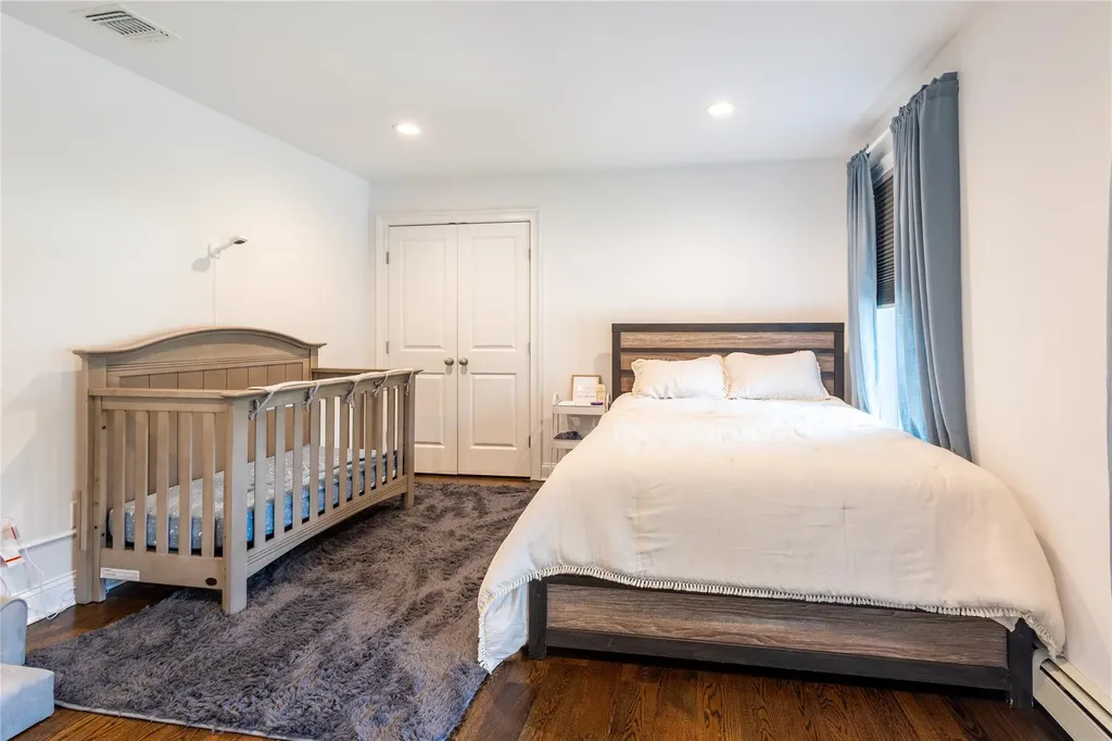 9 Arlington Avenue Saint James NY 11780