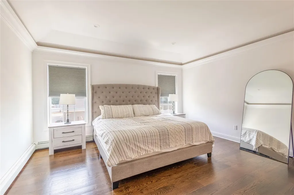 9 Arlington Avenue Saint James NY 11780