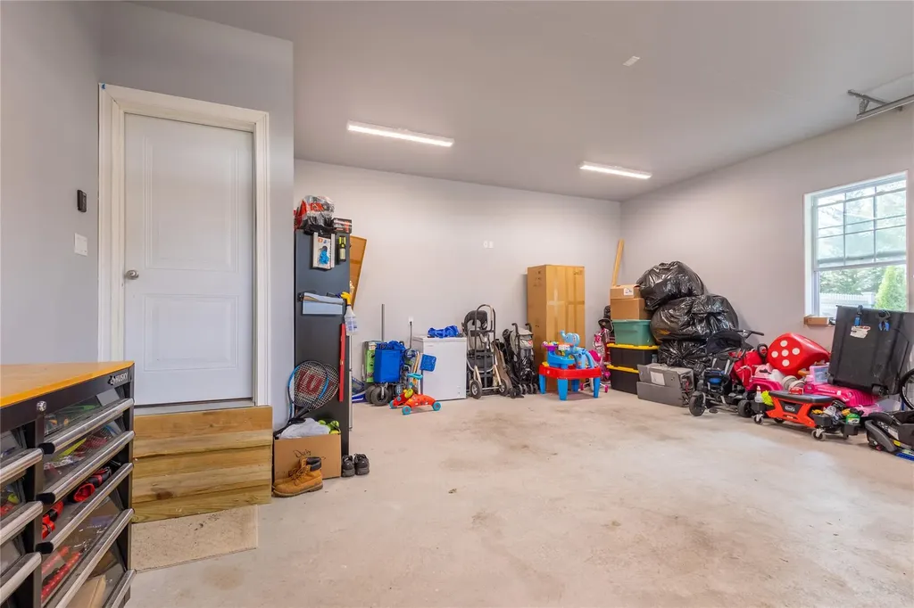9 Arlington Avenue Saint James NY 11780