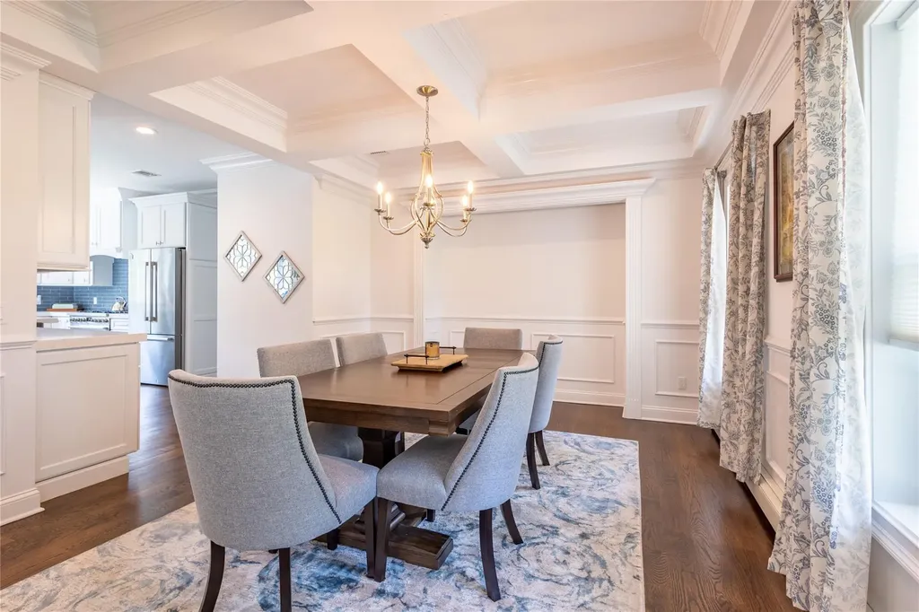 9 Arlington Avenue Saint James NY 11780