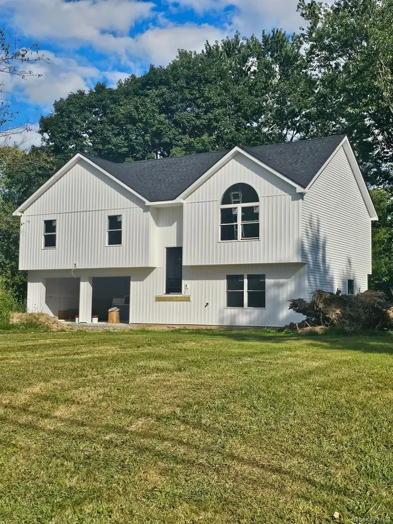 17 Carpenter Road Rock Tavern NY 12575