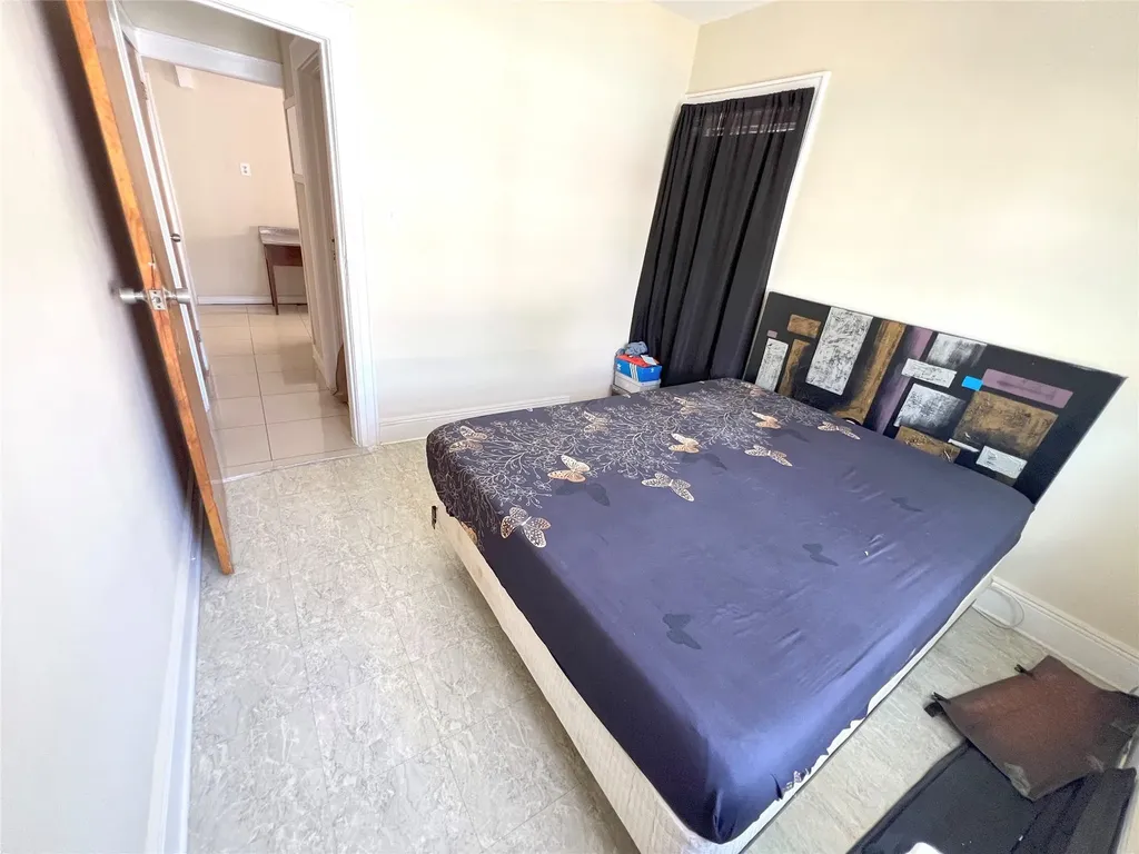 81 Autumn Avenue Brooklyn NY 11208