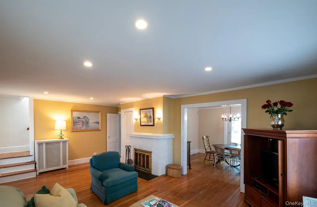 74 Mclean Avenue White Plains NY 10607
