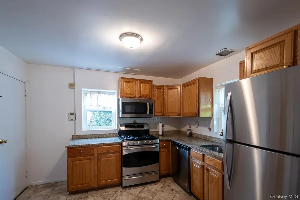 74 Mclean Avenue White Plains NY 10607