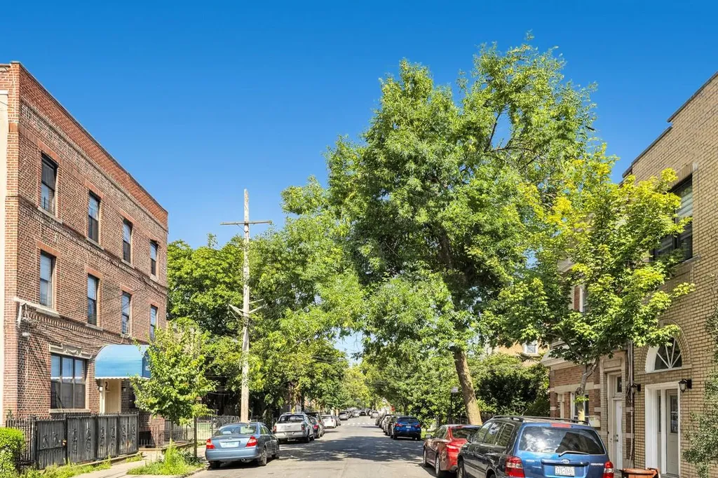 825 E 230th Street Bronx NY 10466