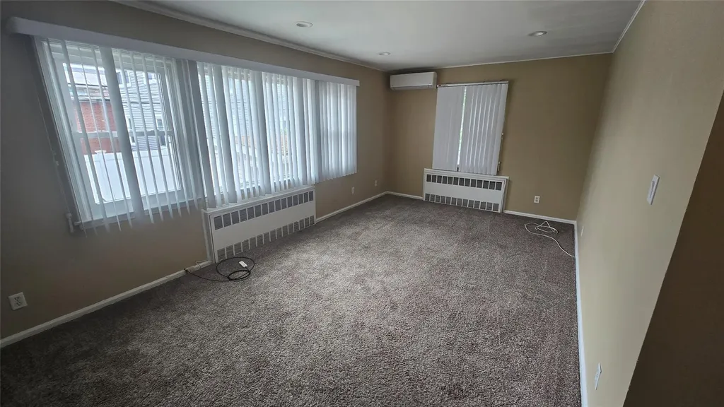 465 Magnolia Boulevard Long Beach NY 11561