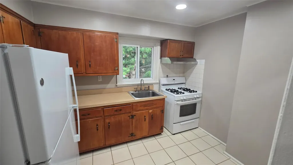 465 Magnolia Boulevard Long Beach NY 11561