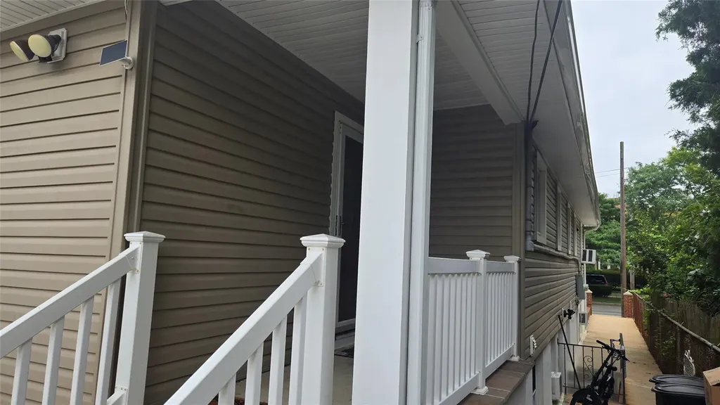 465 Magnolia Boulevard Long Beach NY 11561