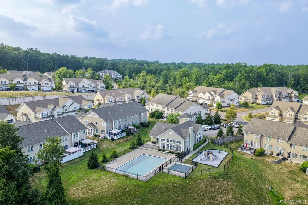 38 Highrose Ridge Way Middletown NY 10940