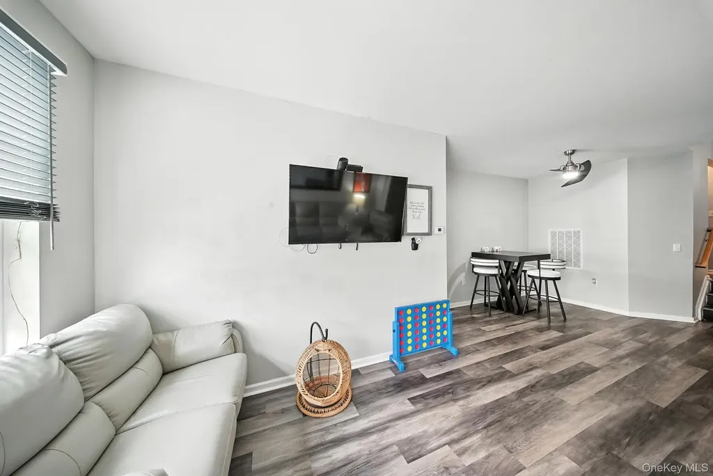 38 Highrose Ridge Way Middletown NY 10940