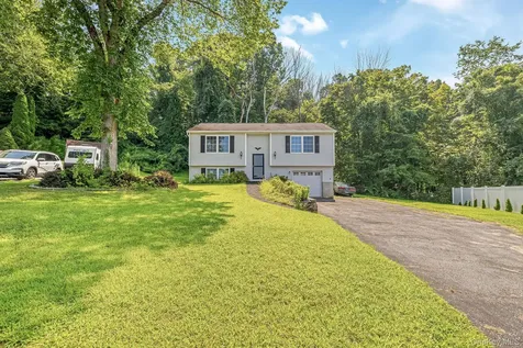 20 Hemlock Lane Wingdale NY 12594