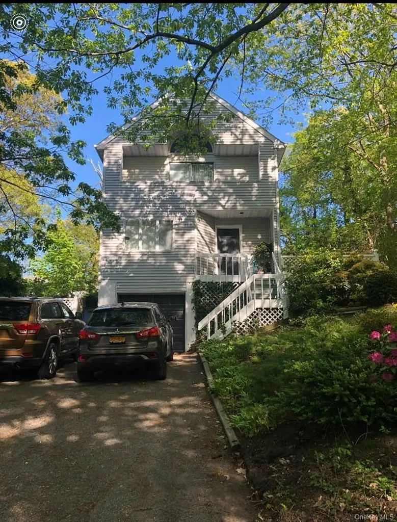 171 Broadway Rocky Point NY 11778