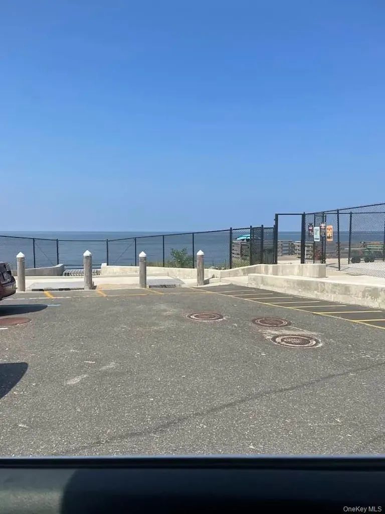 171 Broadway Rocky Point NY 11778
