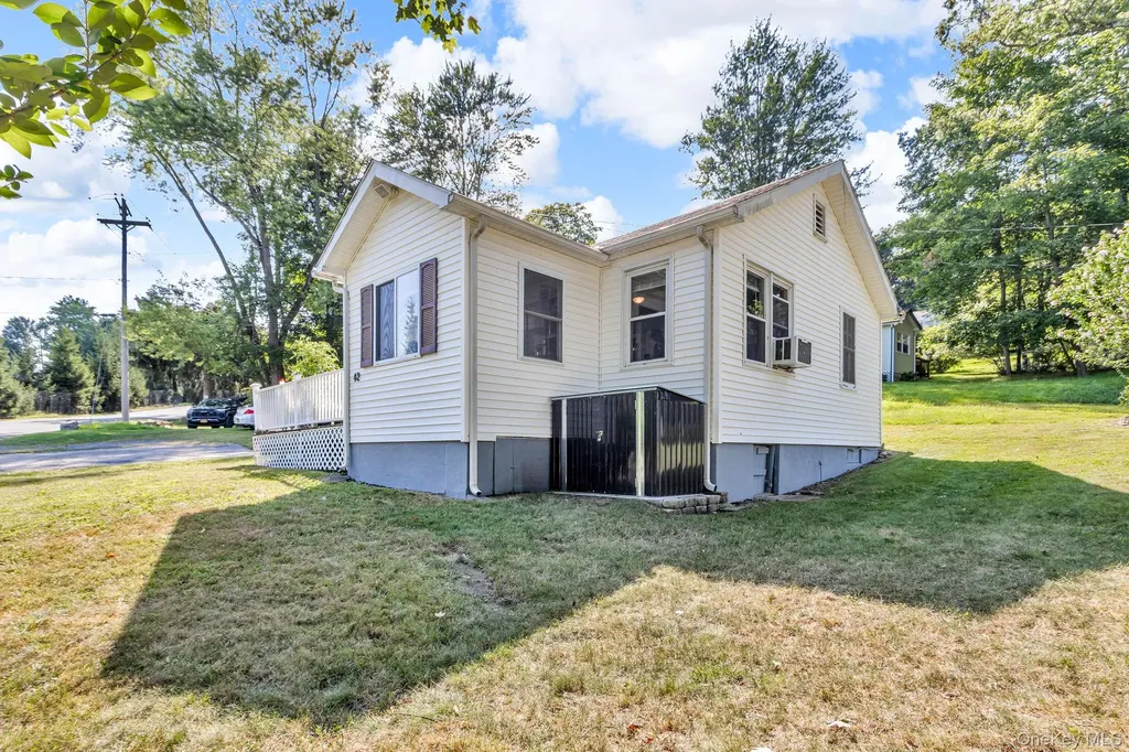 42 Heaton Road Monroe NY 10950
