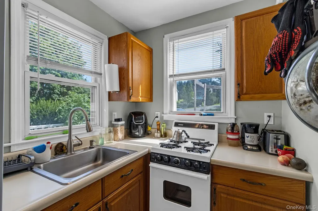 42 Heaton Road Monroe NY 10950