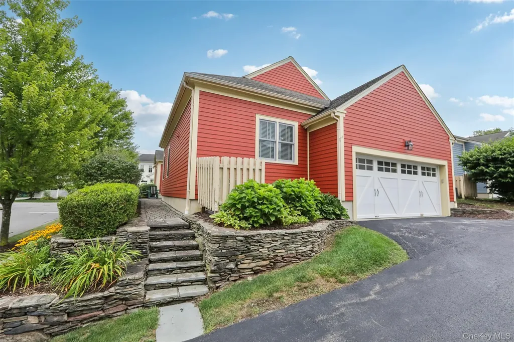 2 Sly Street Warwick NY 10990