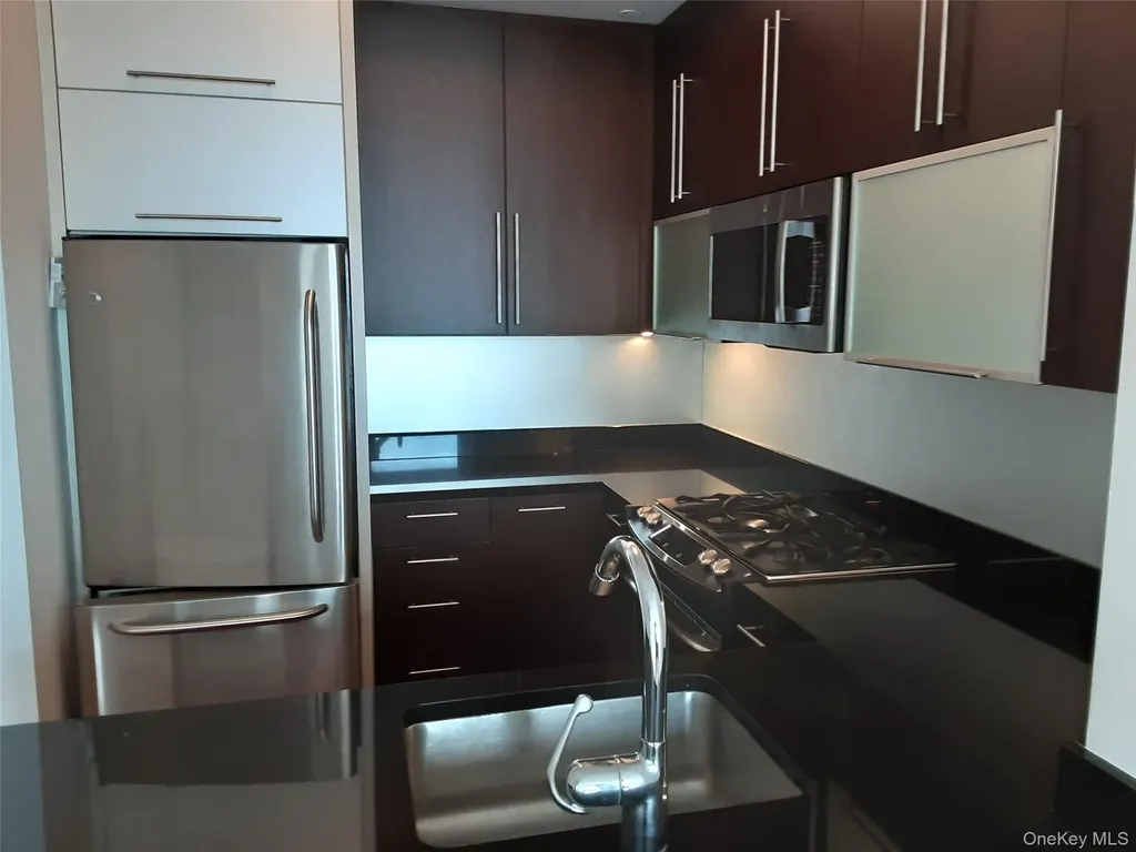 100 Jay Street Brooklyn NY 11201