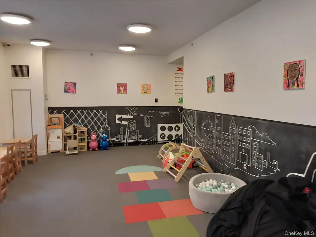 100 Jay Street Brooklyn NY 11201