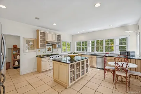12 Laila Lane Remsenburg NY 11960