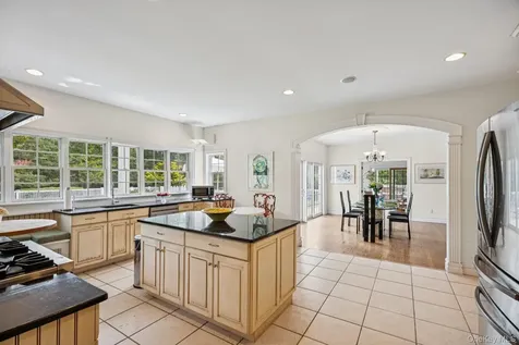 12 Laila Lane Remsenburg NY 11960