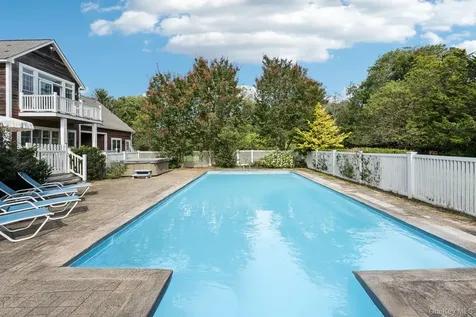 12 Laila Lane Remsenburg NY 11960