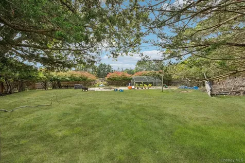 12 Laila Lane Remsenburg NY 11960