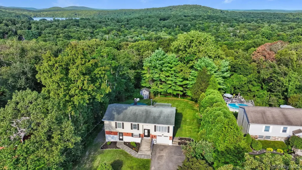 128 Kentview Drive Carmel NY 10512