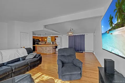 128 Kentview Drive Carmel NY 10512