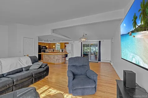 128 Kentview Drive Carmel NY 10512