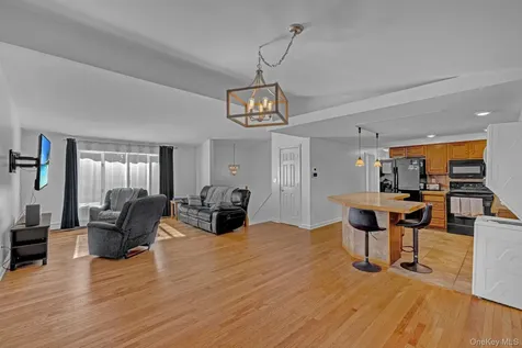 128 Kentview Drive Carmel NY 10512