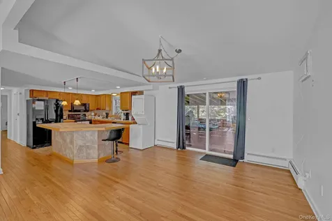 128 Kentview Drive Carmel NY 10512