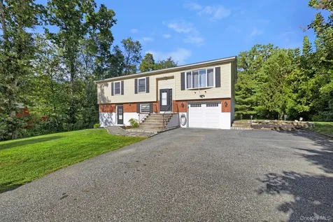 128 Kentview Drive Carmel NY 10512