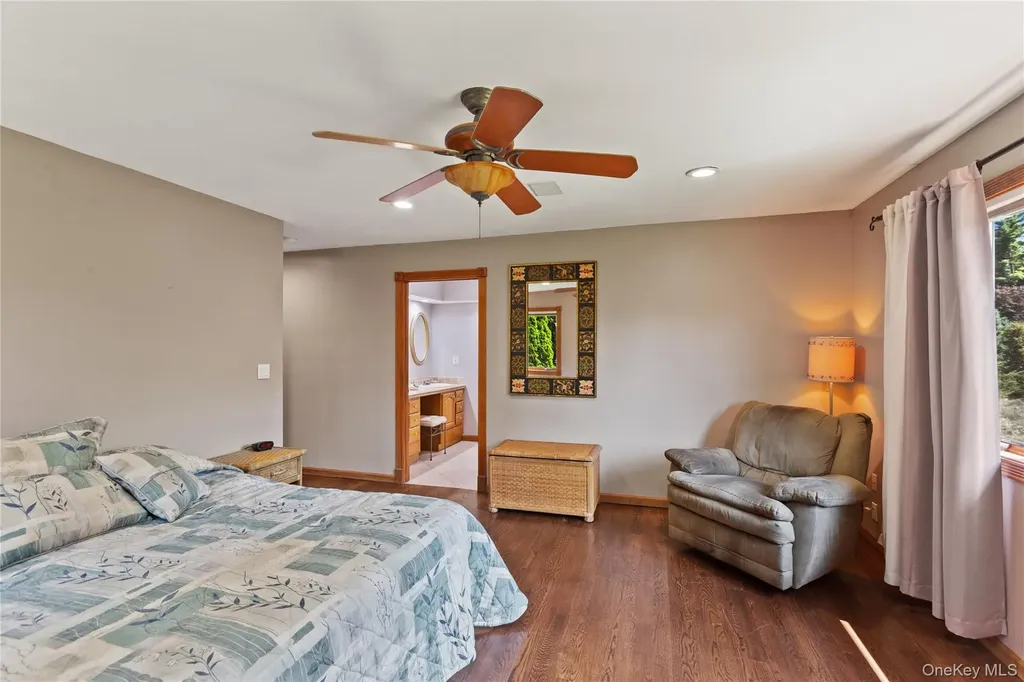 10 Chestnut Drive Mahopac NY 10541