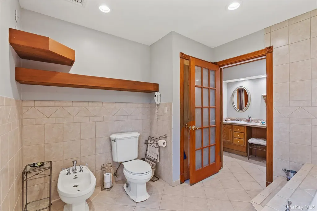 10 Chestnut Drive Mahopac NY 10541