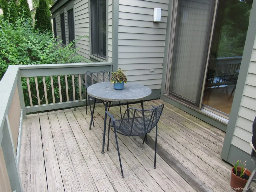 604 Heritage Hills Somers NY 10589