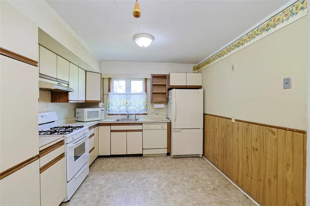 13 White Oak Terrace Campbell Hall NY 10916