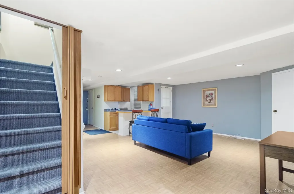 742 E 58th Street Brooklyn NY 11234