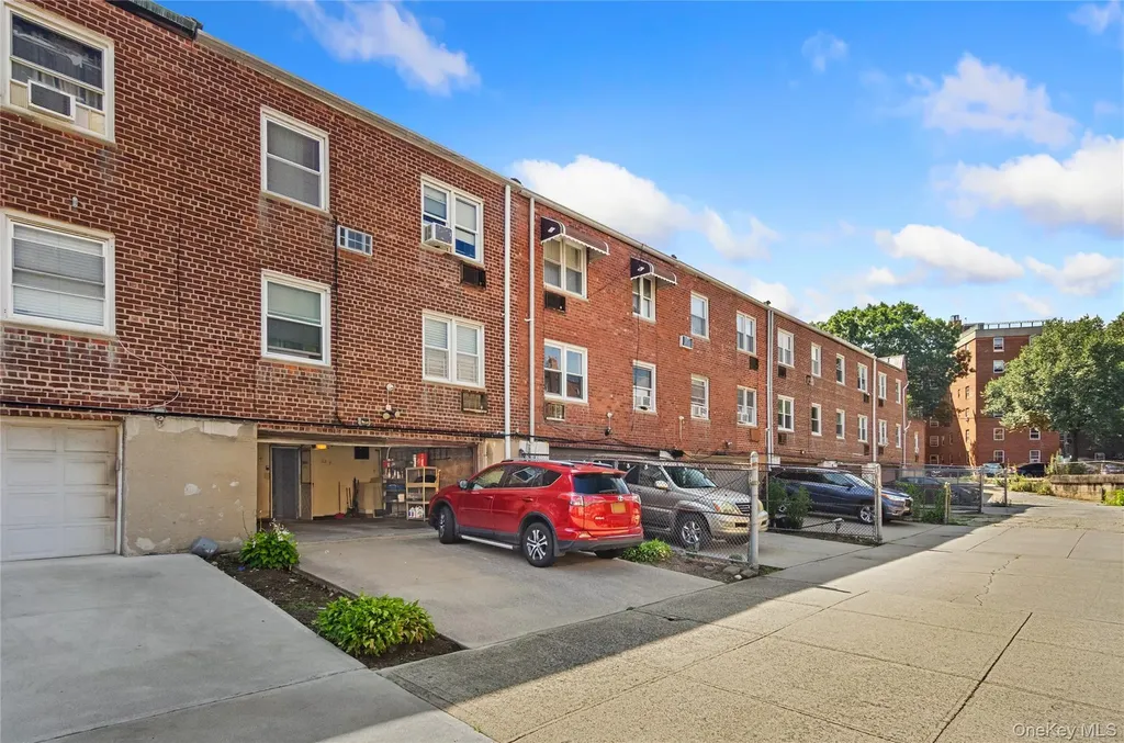 742 E 58th Street Brooklyn NY 11234