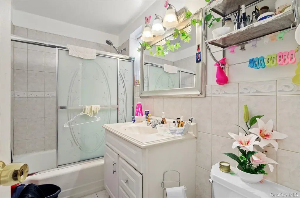 742 E 58th Street Brooklyn NY 11234