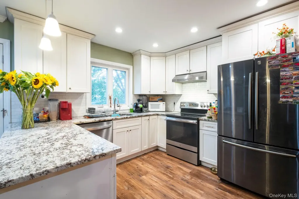 39 Willow Road Rocky Point NY 11778