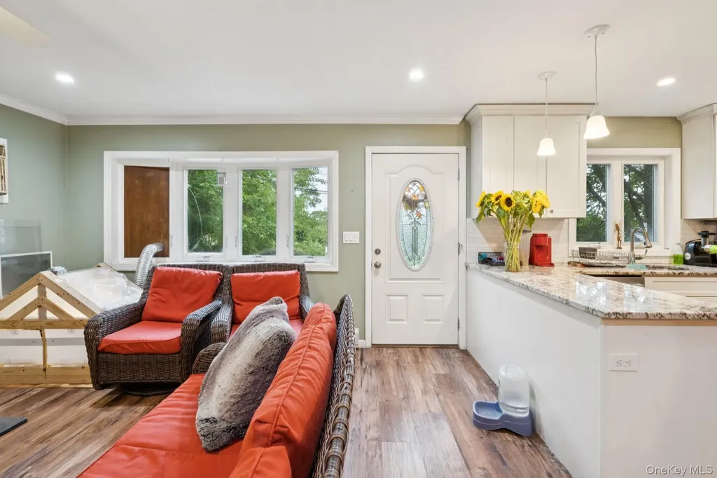 39 Willow Road Rocky Point NY 11778