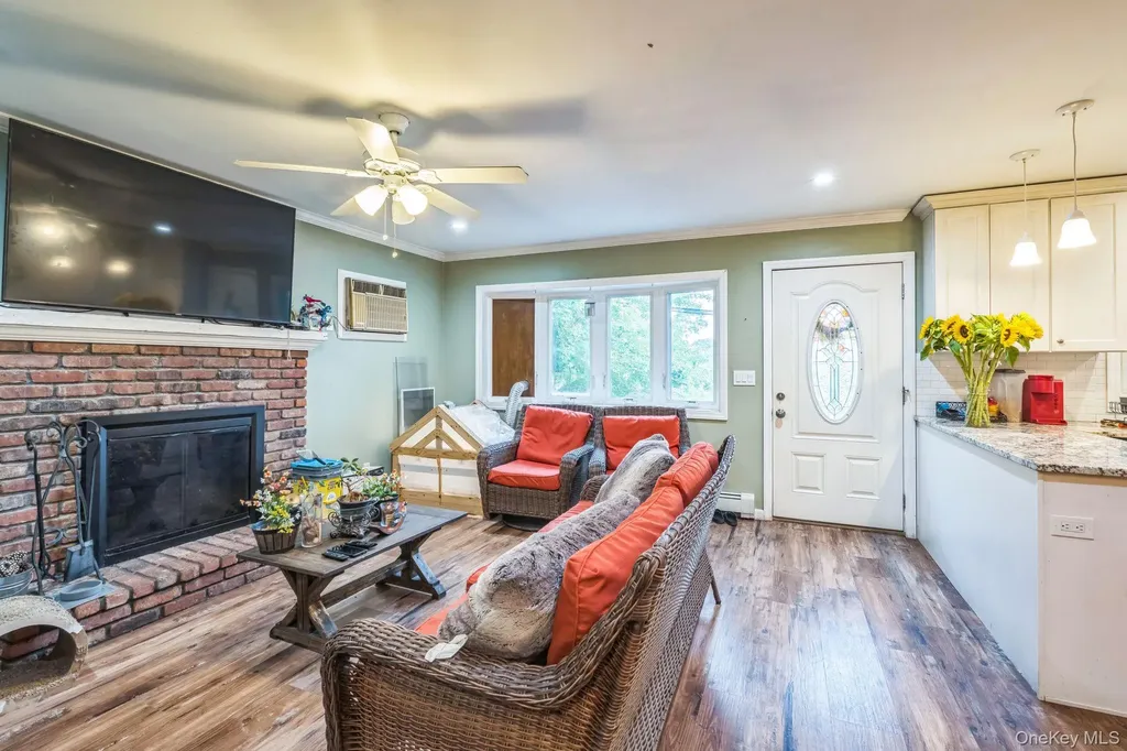 39 Willow Road Rocky Point NY 11778